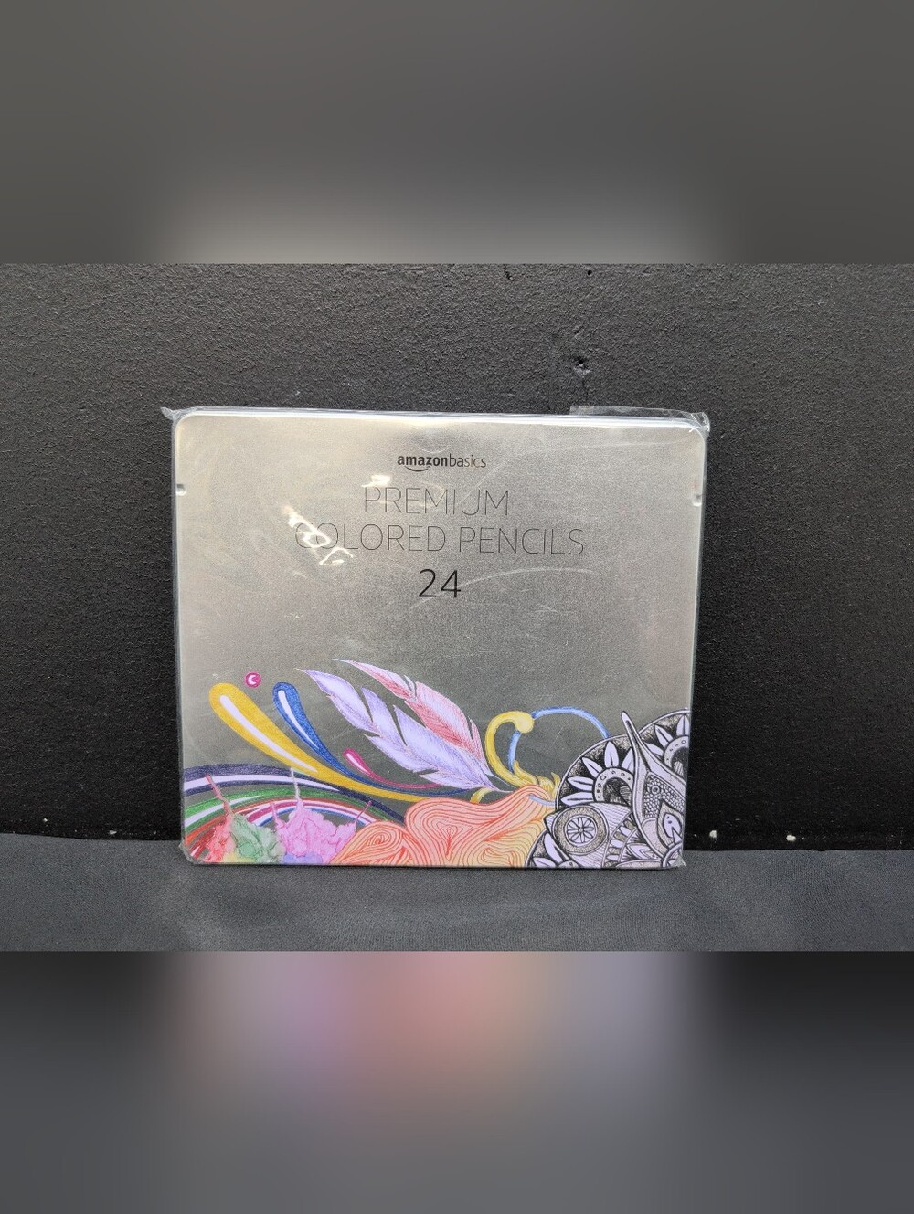 Amazon Basics Premium Colored Pencils 24 - Silver Tin
